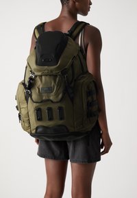 Oakley KITCHEN SINK UNISEX - Backpack - army green