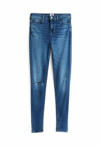 Jeans ajustados en denim azul medio con un ligero desgastado, áreas descoloridas y una rodilla rasgada. Cuenta con un clásico diseño de cinco bolsillos y cierre de botón.