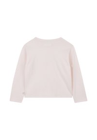 Camicia a maniche lunghe in morbido cotone rosa, presenta un colletto rotondo, un taglio dritto e una piccola etichetta con logo all'orlo inferiore sinistro.