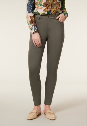 Miss Etam ELENA 5-POCKET - Jeans Skinny Fit - olive