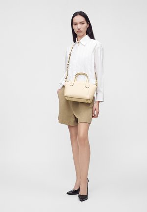 BOSS, LENAH ZIP TOTE - Käekott - open white
