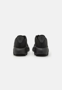 adidas Performance SHIFT UNISEX czarny