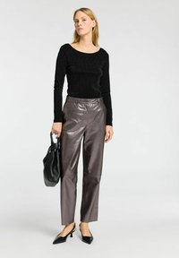 Selected Femme SLFANITA LOW BACK  - Langarmshirt - black