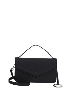 Borsa a tracolla in ecopelle nera con design a pattina, dotata di manico superiore, tracolla removibile e un accessorio circolare sul fronte.