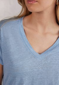 Intimissimi Camiseta básica - hellblau j dreamy blue