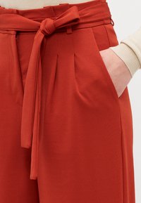 Anna Field Tall Hlače - dark red