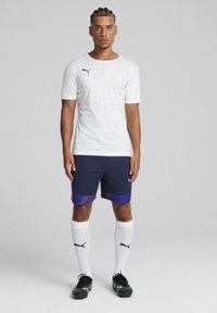 Puma INDIVIDUALRISE GRAPHIC - Tricou cu imprimeu - white