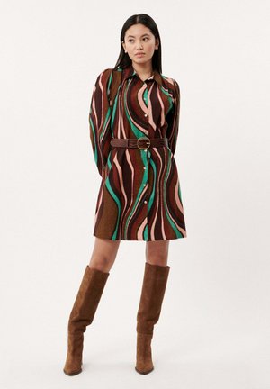 FRNCH RAZIKA - Blusenkleid - sand