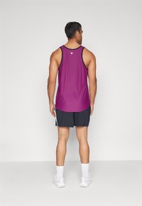 Under Armour SHORT - Sports shorts - black/white