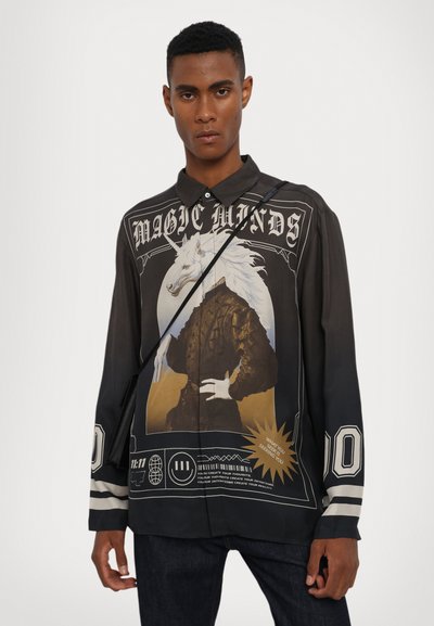 Dhruv Kapoor MAGIC MINDS PYJAMA SHIRT UNISEX - Blusa - multi-coloured
