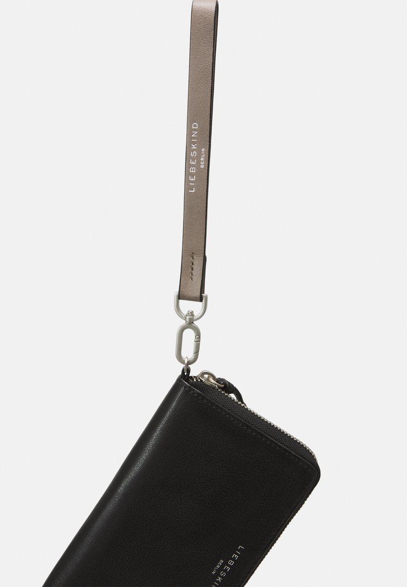 Damen Taschen | Liebeskind Berlin ANNIE VIVIAN MITTELGROßE GELDBÖRSE AUS LEDER Geldbörse black/schwarz - AH62089 Damen Taschen | Liebeskind Berlin ANNIE VIVIAN MITTELGROßE GELDBÖRSE AUS LEDER Geldbörse black/schwarz - AH62089
