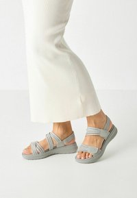 Tamaris - Outdoorsandalen - stone Miniatuurafbeelding 1