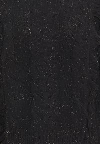 Object Tall Svetr - black