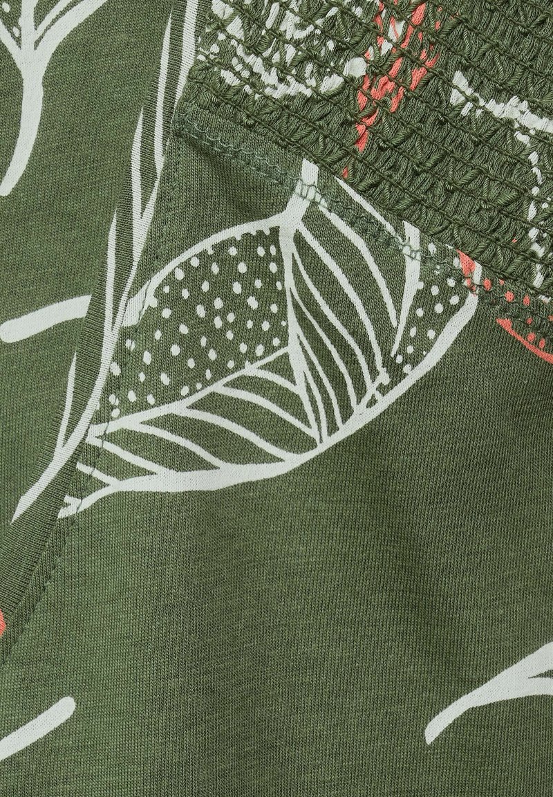 Damen T-Shirts | Cecil MIT SMOCK DETAIL T-Shirt print grün/oliv - TC40638 Damen T-Shirts | Cecil MIT SMOCK DETAIL T-Shirt print grün/oliv - TC40638