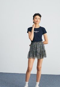 Pepe Jeans NEW VIRGINIA SS  - Potiskana majica - dulwich