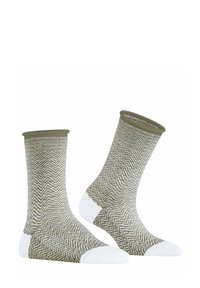 Ein Paar Socken mit einem Fischgrätmuster in Olivgrün und Weiß, ausgestattet mit einem gerippten Bündchen und verstärkten weißen Zehen- und Fersenabschnitten.