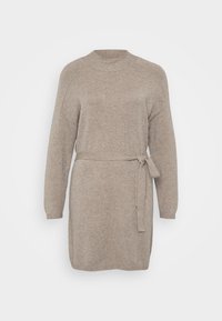 Επιλέχθηκε, walnut melange