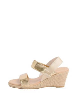 Friends Like These, REGULAR FIT - ELASTIC MID WEDGE COMFORT CASUAL ESPADRILLE SANDALS FIT . - Espadrillid - faux leather gold-colored