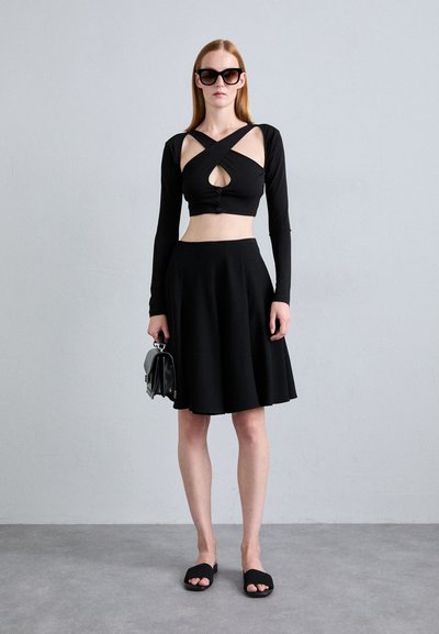 Emporio Armani GONNA - A-linjainen hame - black