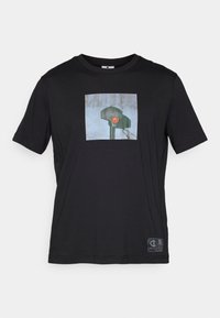 URBAN SPORT CREWNECK WITH GRAPHICS - Μπλουζάκι με στάμπα - black