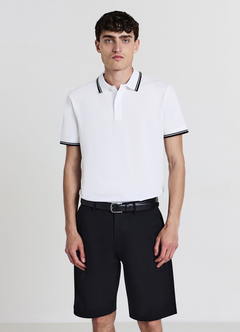 Calliope CENTRALE - Short - nero ultrablack