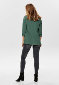 ONLY ONLELLY - Short coat - balsam green