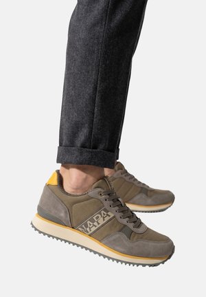 Napapijri, NAPAPIJRI SNEAKERS - Trainers - brown