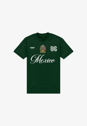 Ciemnozielona koszulka z nadrukiem "Mexico", numerem "86", emblematem stowarzyszenia piłkarskiego oraz logo marki "TOFFS" z przodu.