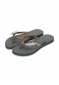 Tongs grises avec une surface texturée, dotées de brides en bronze ornées d'un accent de lézard décoratif embellit de strass.