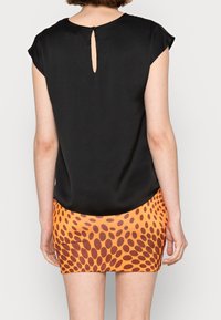 Forever New Bluse - black