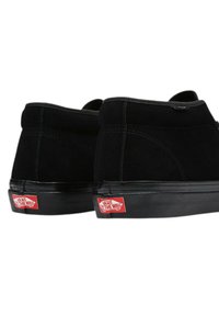 Vans CHUKKA  - Sneakers basse - black