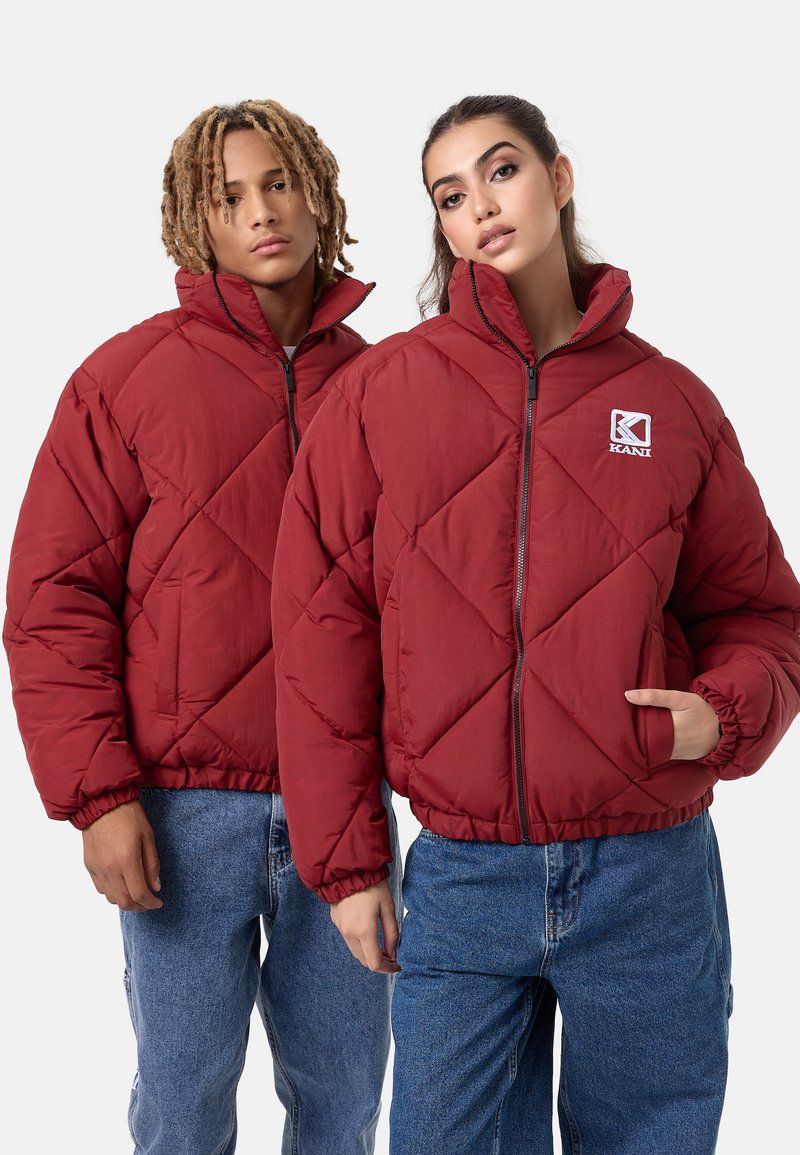 Karl Kani - RHOMBUS PUFFER JACKET UNISEX - Téli dzseki - wine red, Nagyítás