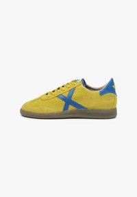 Unselected, yellow