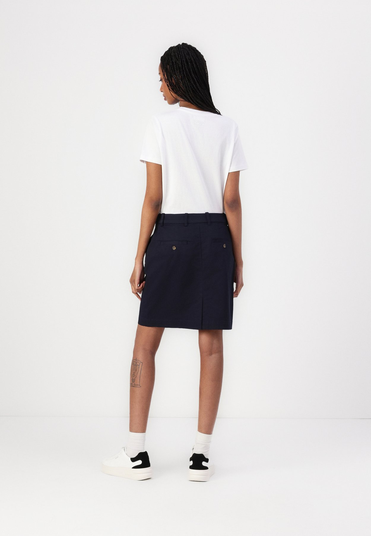 SKIRT