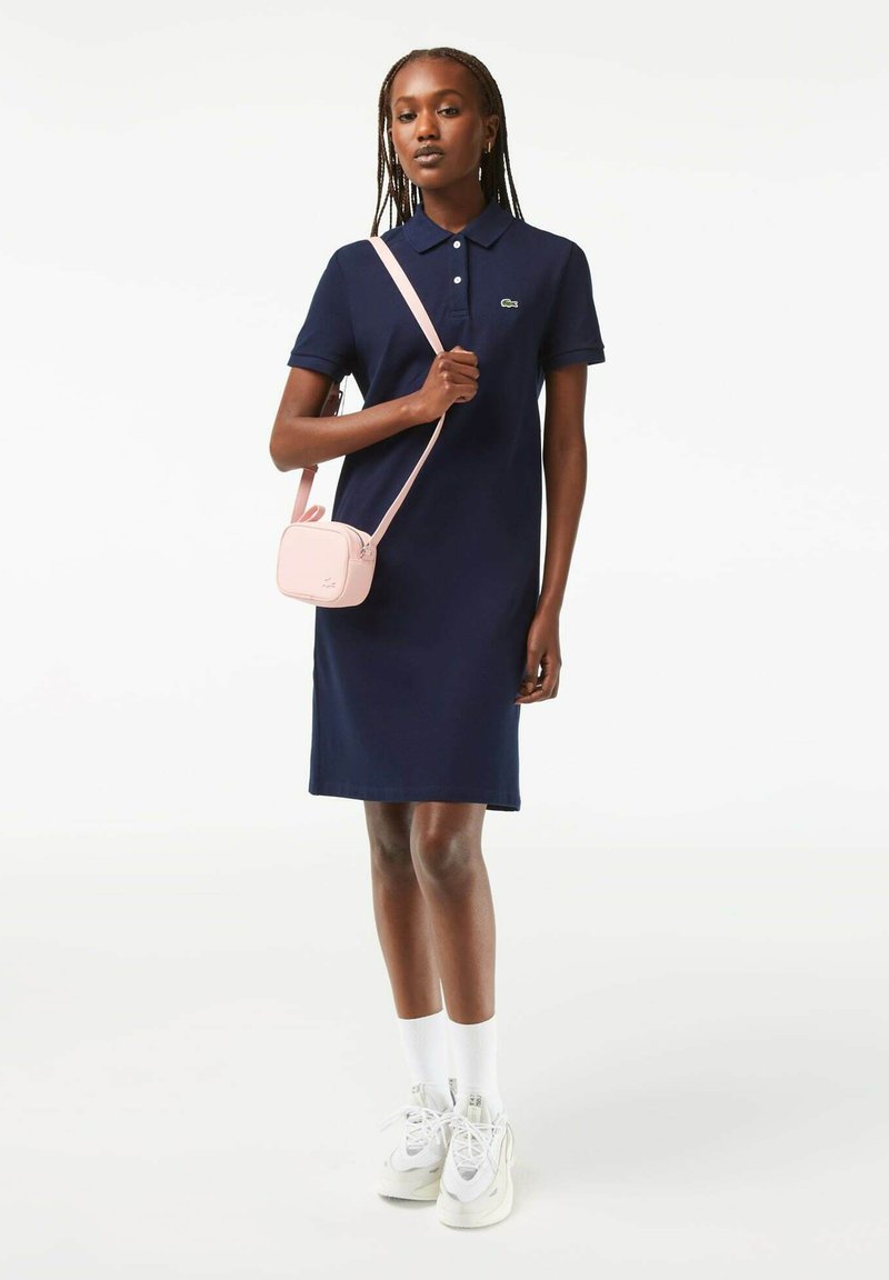 Robe Courte Robe Lacoste Promo Femme Robe Polo Slim Fit En Mini