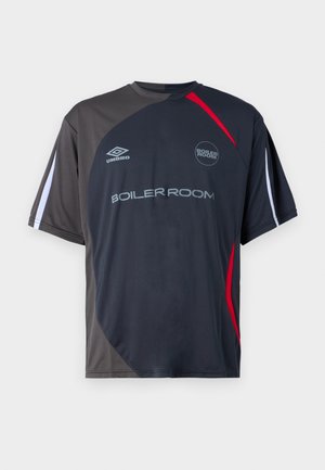 BOILER ROOM UNISEX - T-shirts med print - black