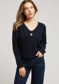 Non sélectionné, marine