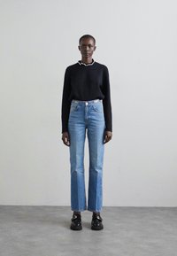 sandro Džínsy s rovným strihom - blue jean