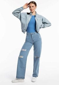 Karl Kani KKK OG FLOWER - Denim jacket - bleached blue