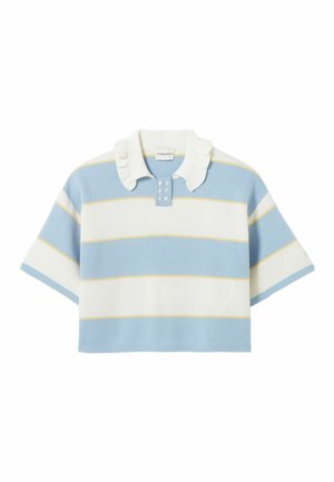Polo à manches courtes à rayures bleu clair et blanc avec une rayure jaune, doté d'un col blanc à volants et d'une patte de boutonnage à cinq boutons.