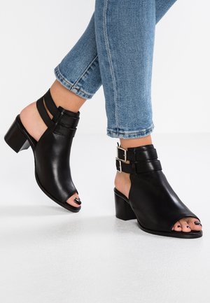 Zign Sandales classiques / Spartiates - black