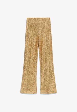 Goudkleurige flared broek met pailletten en een hoge taille. De stof heeft een gestructureerd, glinsterend oppervlak dat het licht effectief vangt.