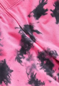 Next ANIMAL PRINT - Leggings - Byxor - pink black tie dye