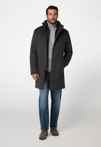 Guess Cappotto corto - grau