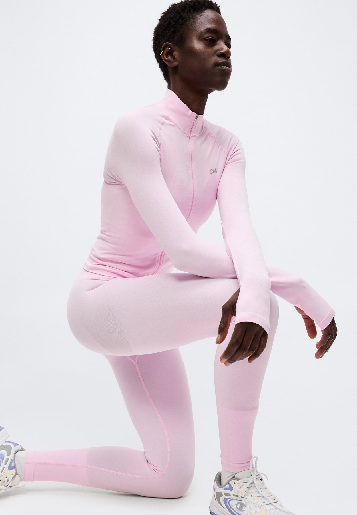SMOOTH SEAMLESS MID WAIST TIGHTS