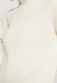 Vero Moda Strickpullover - beige