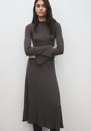 Vestido de punto - brown