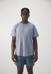 ICANIWILL STRIDE RAGLAN - Camiseta deportiva - light blue