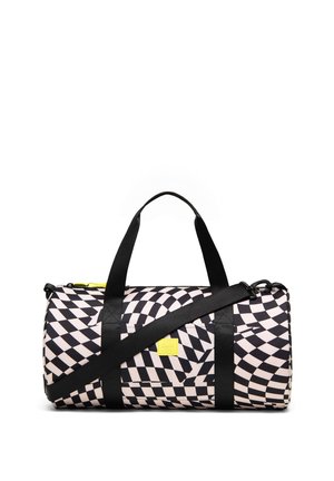 Sac de sport noir et blanc à carreaux avec motif torsadé, poignées noires, bandoulière réglable, tirette de fermeture éclair jaune et écusson logo.