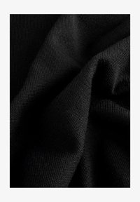 Selectat, black